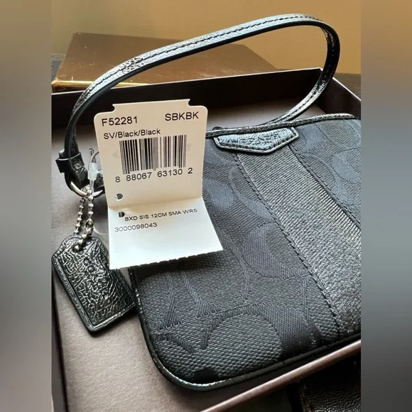 COACH black wristlet! Brand New with tags & care cards. Gold box. Beautiful! 🖤 - Picture 4 of 8